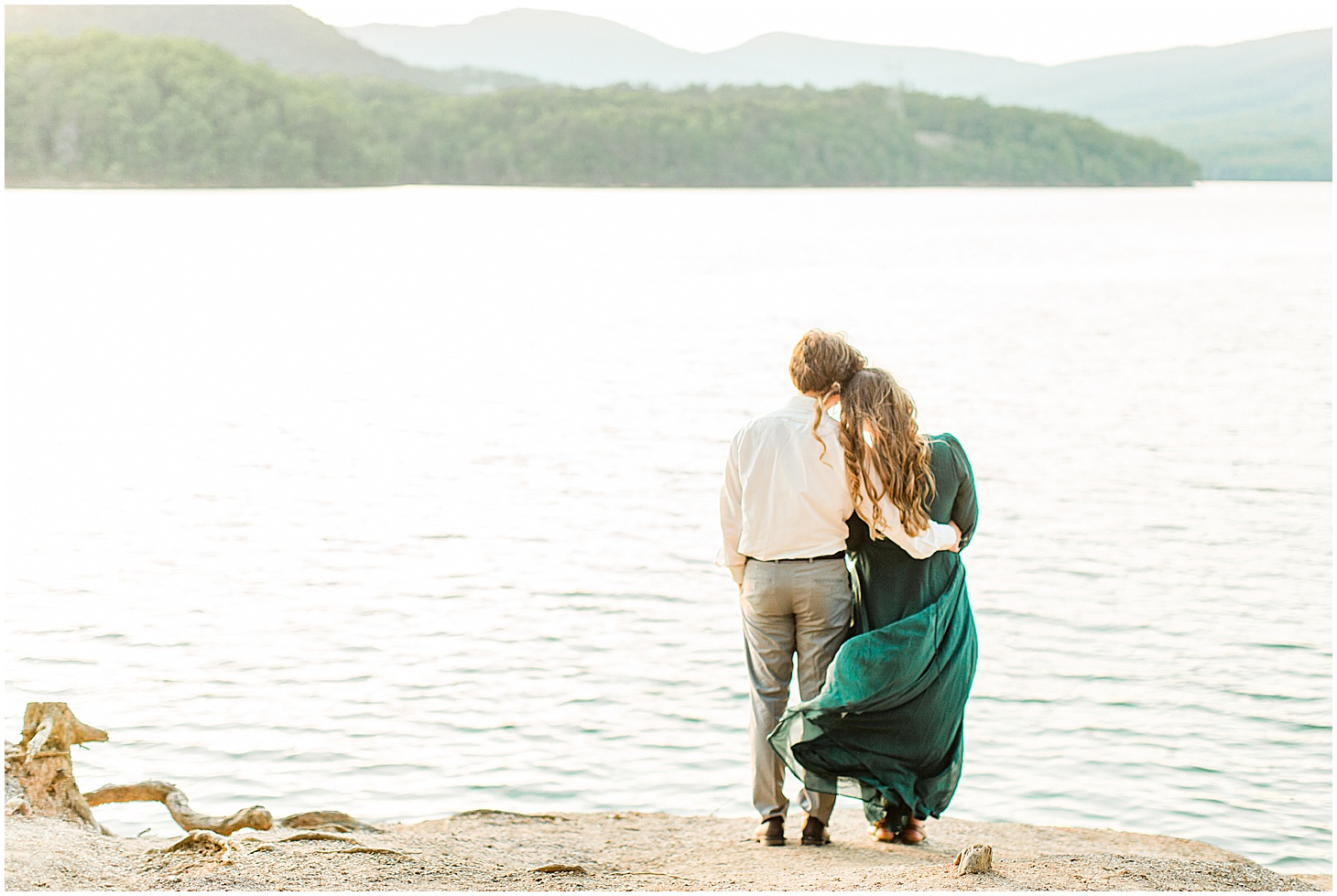 carvinscoveengagementsession_roanokeengagementsession_carvinscove_virginiawedding_virginiaweddingphotographer_vaweddingphotographer_photo_0042.jpg