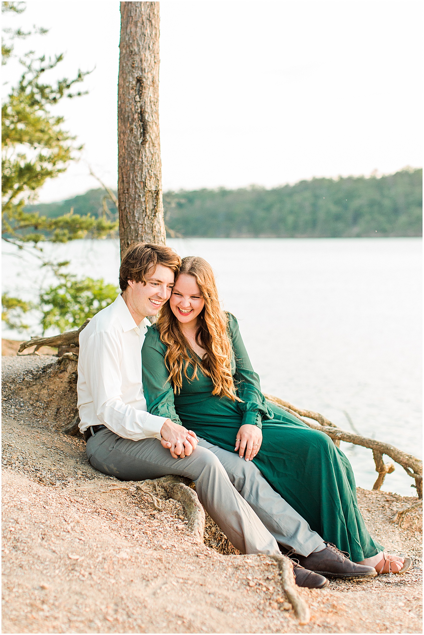 carvinscoveengagementsession_roanokeengagementsession_carvinscove_virginiawedding_virginiaweddingphotographer_vaweddingphotographer_photo_0048.jpg