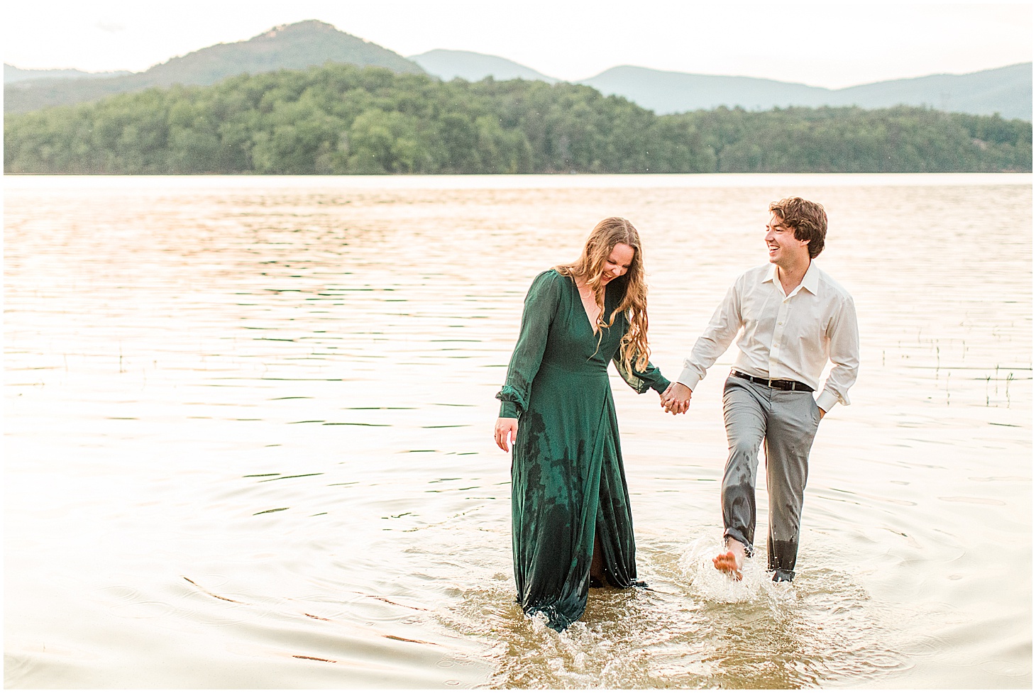 carvinscoveengagementsession_roanokeengagementsession_carvinscove_virginiawedding_virginiaweddingphotographer_vaweddingphotographer_photo_0061.jpg