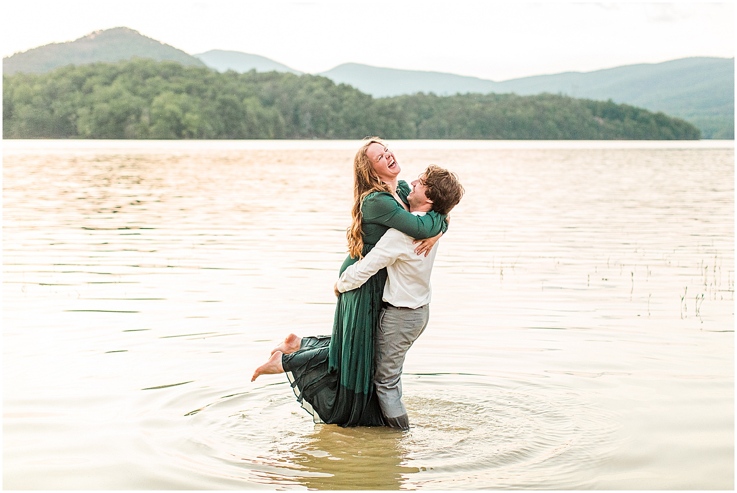 carvinscoveengagementsession_roanokeengagementsession_carvinscove_virginiawedding_virginiaweddingphotographer_vaweddingphotographer_photo_0079.jpg