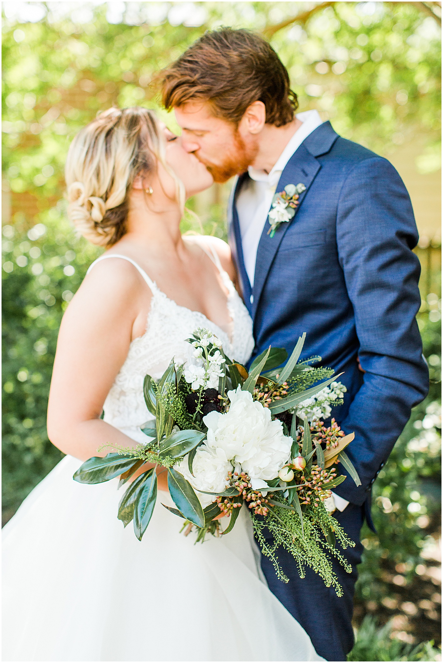 smithfieldvirginiawedding_backyardwedding_vowrenewalwedding_virginiawedding_virginiaweddingphotographer_vaweddingphotographer_photo_0041.jpg