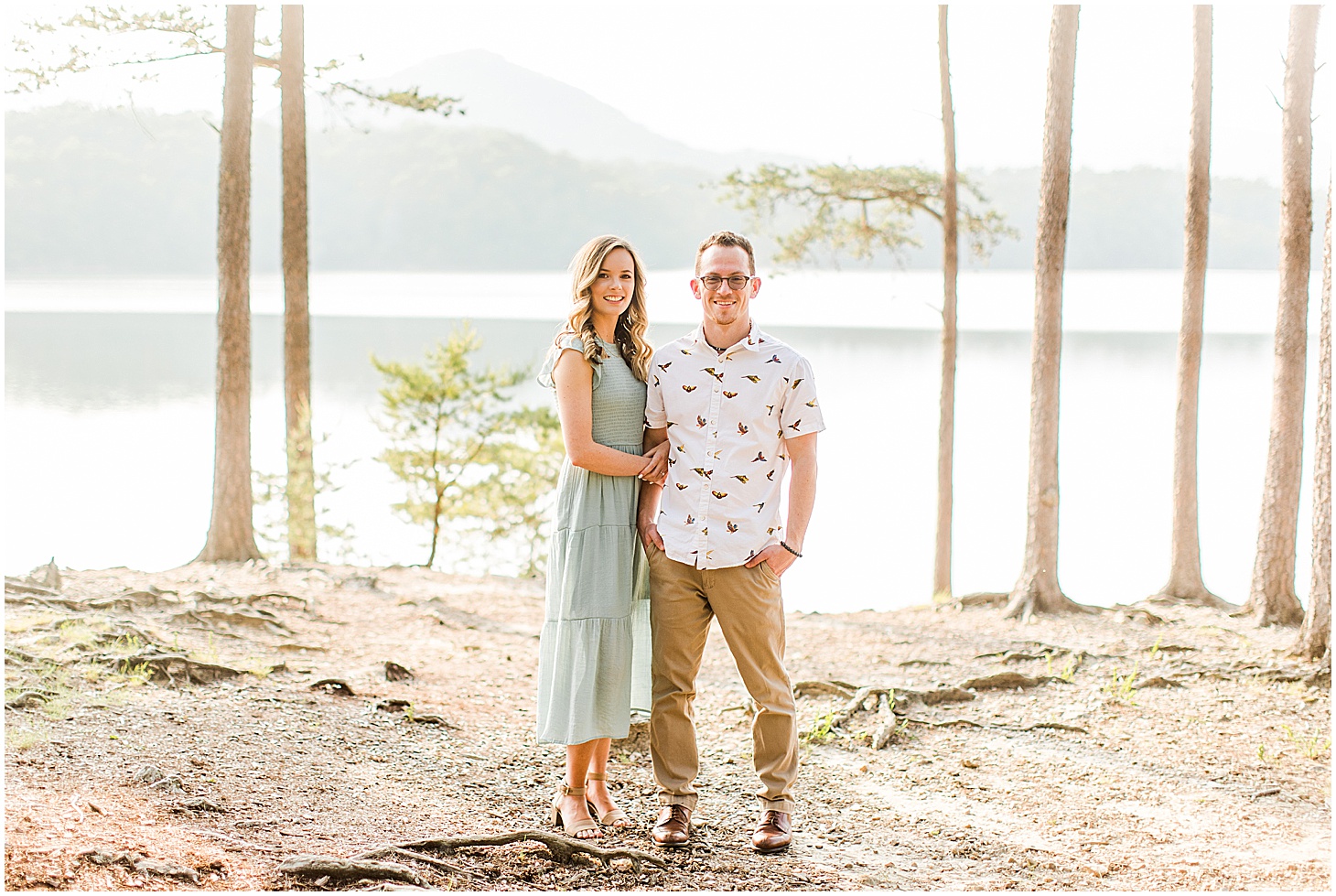 carvinscove_roanokeengagementsession_virginiaweddingphotographer_vaweddingphotographer_photo_0002.jpg
