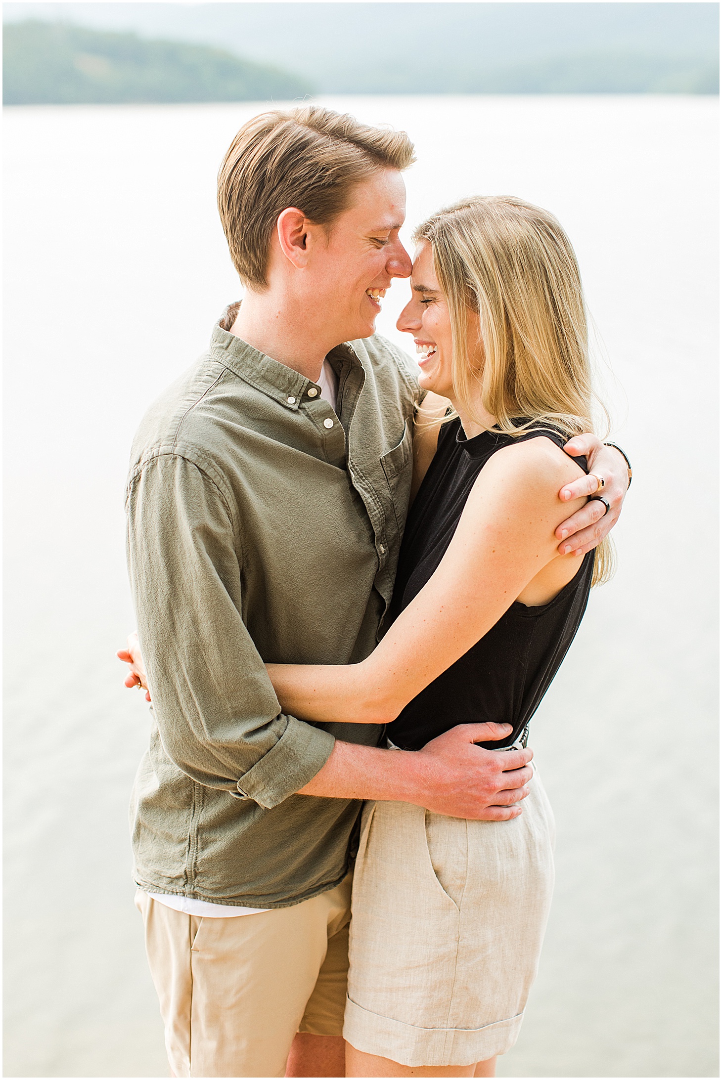 carvinscove_roanokeengagementsession_virginiaweddingphotographer_vaweddingphotographer_photo_0004-1.jpg