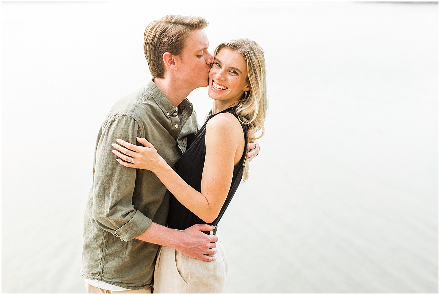 carvinscove_roanokeengagementsession_virginiaweddingphotographer_vaweddingphotographer_photo_0010-1.jpg