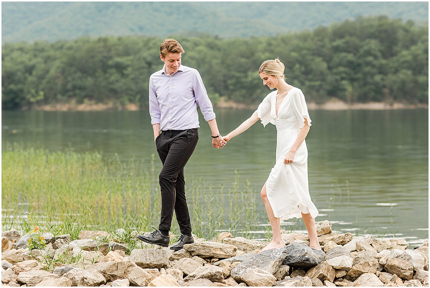 carvinscove_roanokeengagementsession_virginiaweddingphotographer_vaweddingphotographer_photo_0054-1.jpg