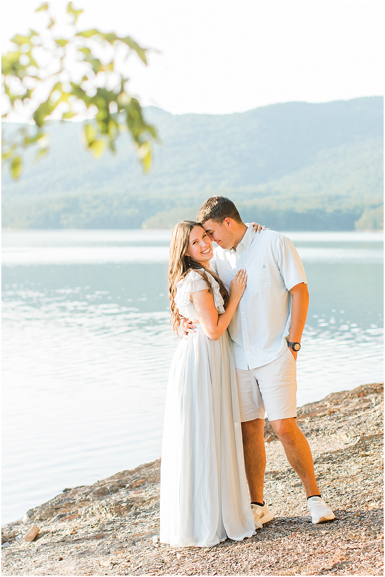carvinscove_roanokeengagementsession_virginiaweddingphotographer_vaweddingphotographer_photo_0082.jpg
