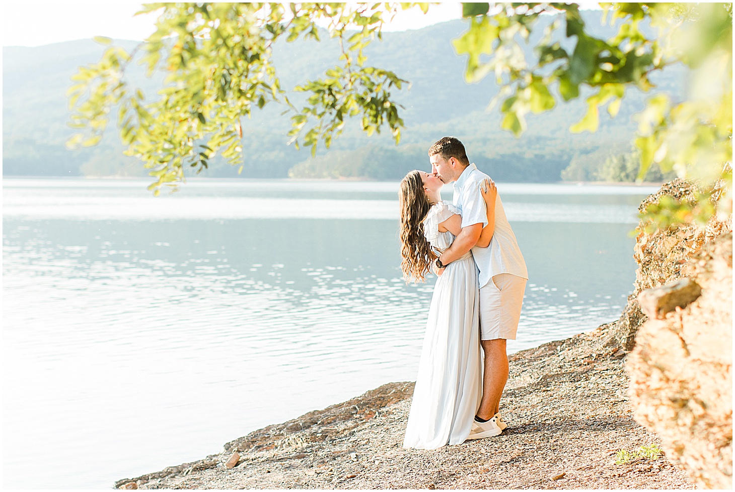 carvinscove_roanokeengagementsession_virginiaweddingphotographer_vaweddingphotographer_photo_0094.jpg