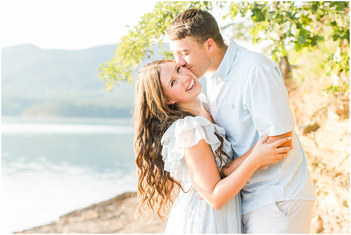 carvinscove_roanokeengagementsession_virginiaweddingphotographer_vaweddingphotographer_photo_0101.jpg