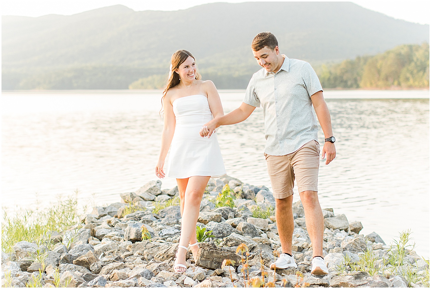 carvinscove_roanokeengagementsession_virginiaweddingphotographer_vaweddingphotographer_photo_0110.jpg