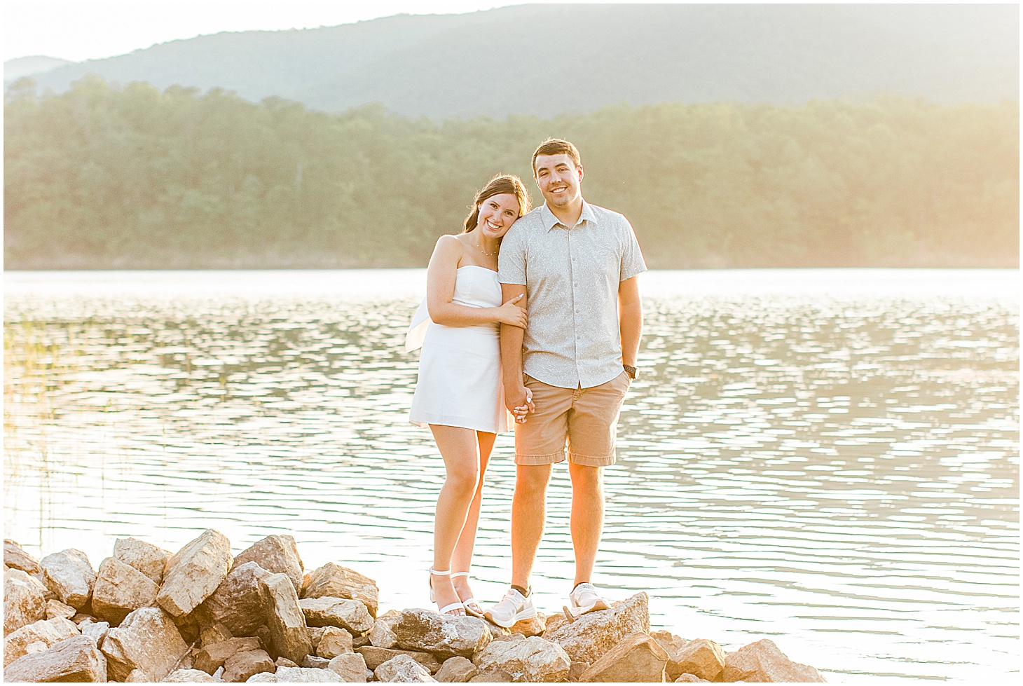 carvinscove_roanokeengagementsession_virginiaweddingphotographer_vaweddingphotographer_photo_0113.jpg