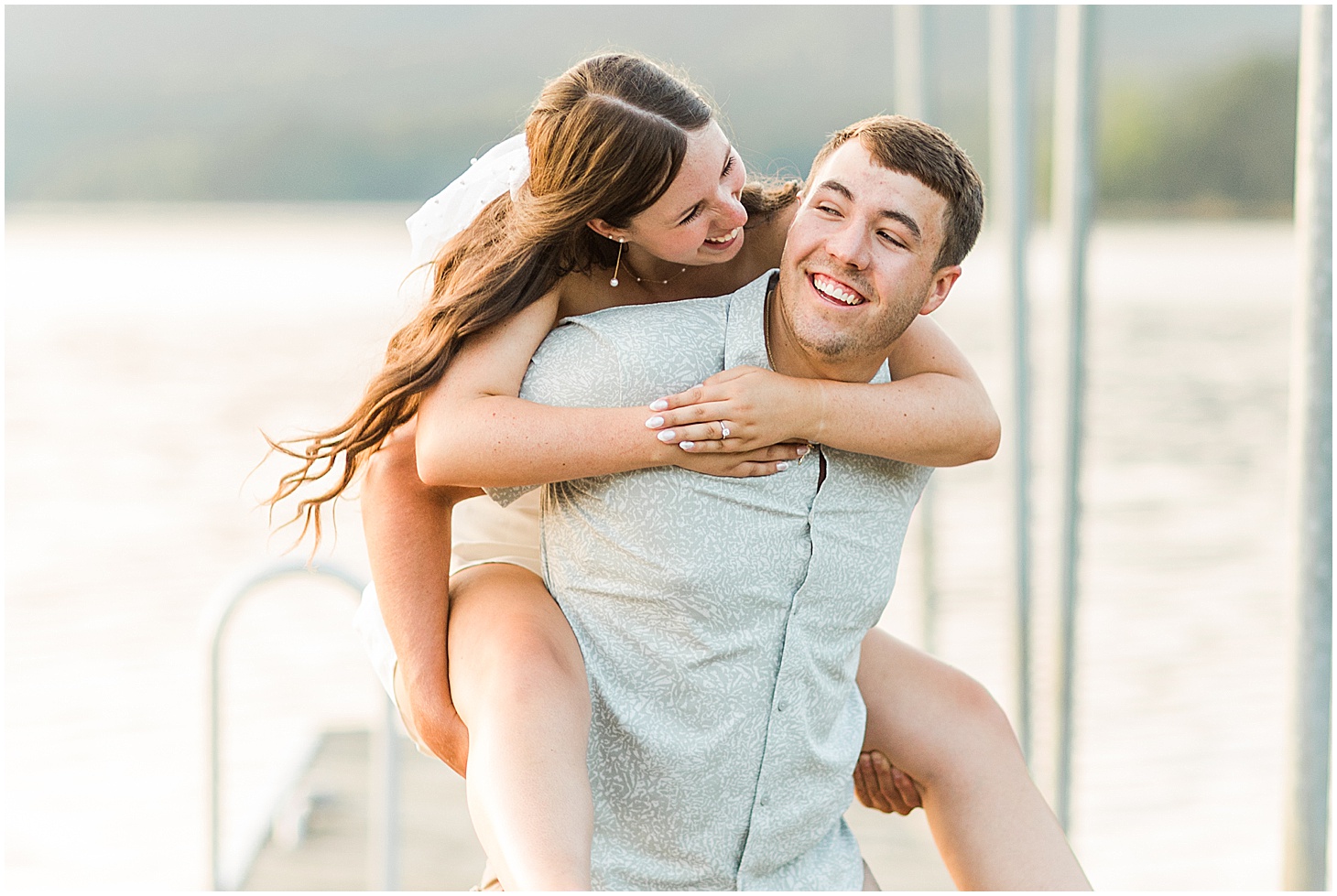 carvinscove_roanokeengagementsession_virginiaweddingphotographer_vaweddingphotographer_photo_0117.jpg