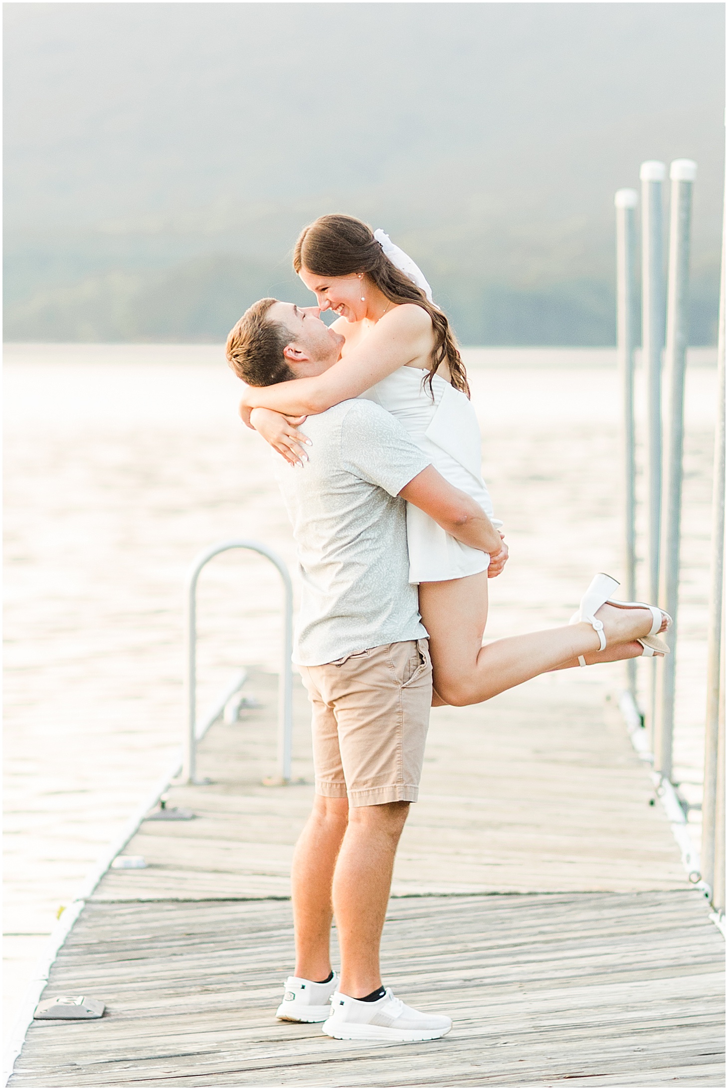 carvinscove_roanokeengagementsession_virginiaweddingphotographer_vaweddingphotographer_photo_0122.jpg